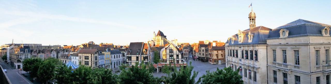 Le Coeur De Troyes - Appartement & Studio ภายนอก รูปภาพ