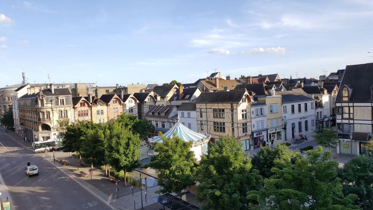 Le Coeur De Troyes - Appartement & Studio ภายนอก รูปภาพ